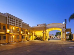 Best Western Woodland Hills Inn