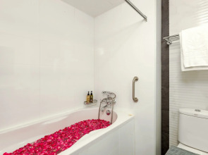 At115 by Rompo Mansion