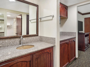 Best Western Plus Yosemite Gateway Inn