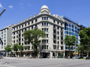 Casagrand Luxury Apartments Barcelona