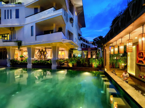 Central Suite Residence