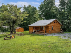 The Homestead 2 Bedroom Cabin