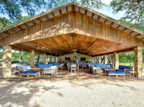 The Reserve at Lake Travis Cabin #4
