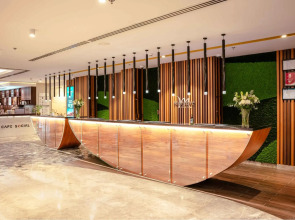 Mercure Dubai Barsha Heights Hotel Suites And Apartments