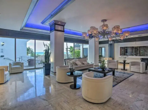 Luxe Waterfront Ft Lauderdale Condo W/ Beach, Pool 2 Bedroom Apts by RedAwning