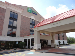 Holiday Inn Express Crestwood by IHG