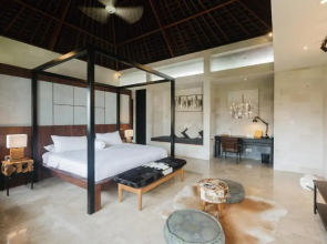 Villa Tamarind - NY Loft style Town House, 5min walk to Echo Beach
