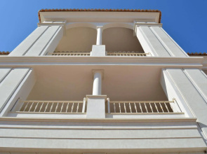 Mena Plaza
