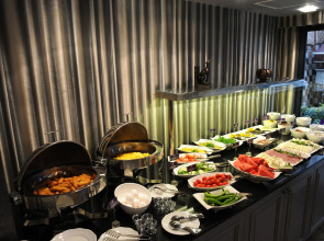 Le Petit Palace Hotel