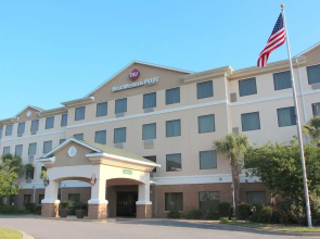 North Valdosta Suites