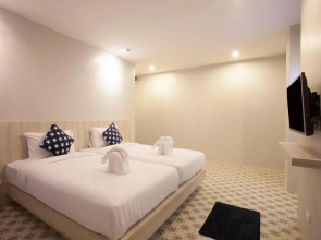 Nature Pine Residence