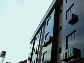 Grand Fweechvilla Hotel and Suites