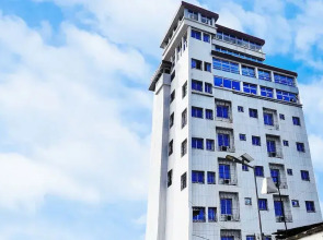 Saint James Marguerita Hotel Douala