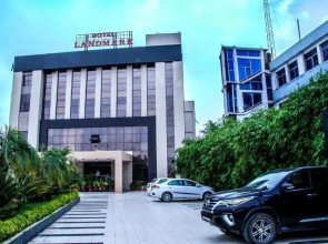 Hotel Landmark