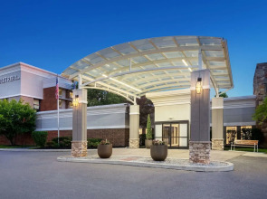 DoubleTree by Hilton Ann Arbor North