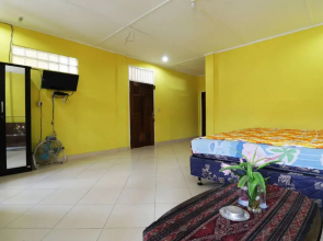 Penginapan Mafir