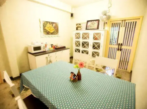 Nana House