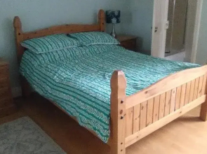 Anchor b & b