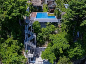 The CLiffhouse Samboan