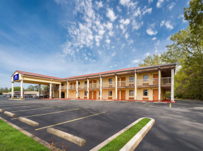 Americas Best Value Inn Montezuma