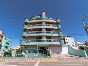 Aluguel Apartamento 3 Quartos Sendo 1 Suíte Em Bombinhas