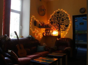 Magic Bus Киев Хостел