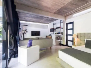 Balissimo Suites Seminyak by Hombali