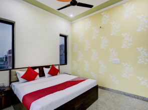 OYO 82414 Hotel Basera