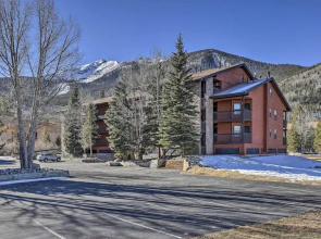Newly Renovated Frisco End Unit w/ Gorgeous Views!
