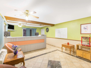 Travelodge by Wyndham Denison