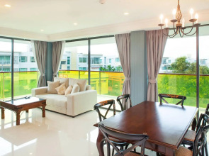 Rocco Hua Hin Beach Seaview