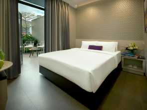 V Hotel Bencoolen