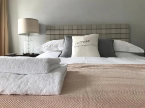 55 Yards Bar and Townhouse