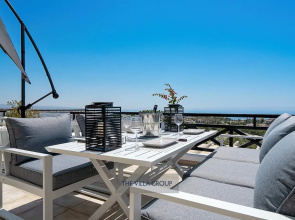 Thea Vista Apartment