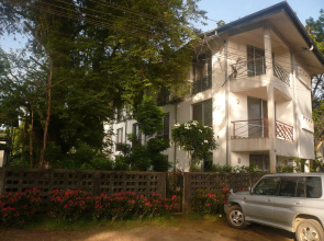 Boom Apartments