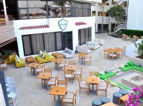 SUNRISE Holidays Resort (Adults Only)