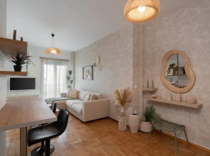 LIV - Seaside Getaway in Glyfada
