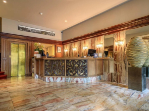 Boutique Hotel Corona