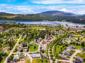 Schweitzer Dover Bay Ski Lake Dine