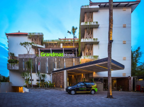 Grandmas Tuban Hotel