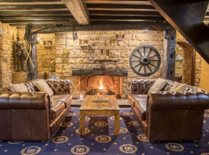 Santo's Higham Farm Hotel