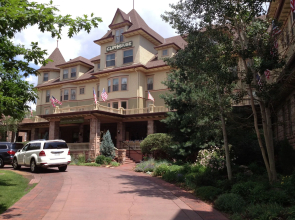 Cliff House at Pikes Peak