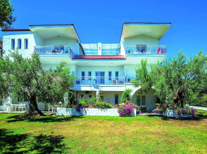 Xenios Faros Apartments