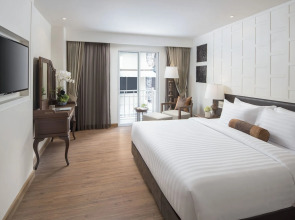 Casa Vimaya Riverside