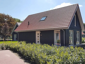 Modern Villa With Garden