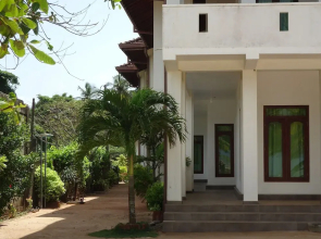 Moragalla Beach Home Guesthouse (Newly opened hotel)