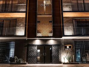 Quieto Hotel Suites