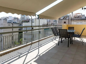 “Dandelion” apartment with an Acropolis view