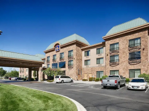 Best Western Premier Pasco Inn & Suites