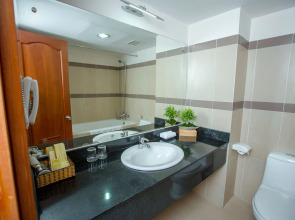 Tran Vien Dong Hotel